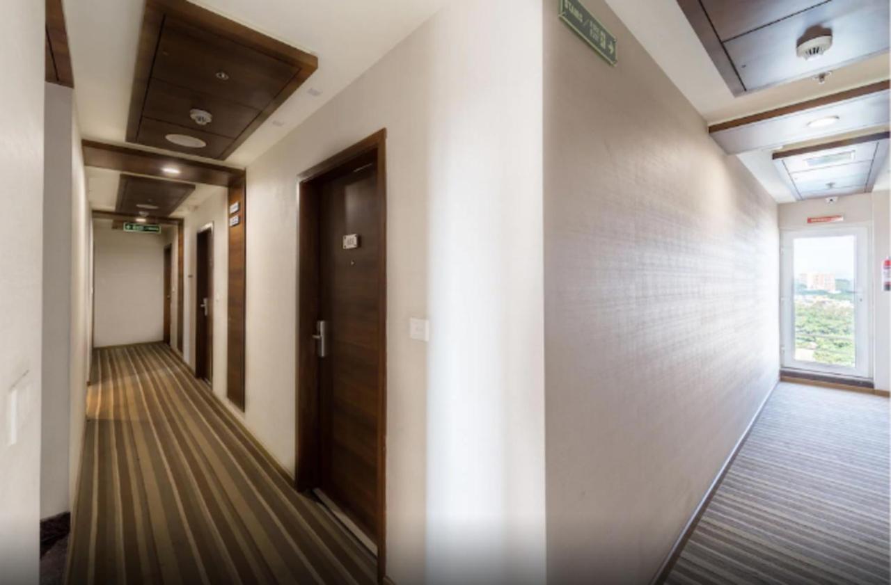 Jagadish Brigade Hotel บังกาลอร์ ภายนอก รูปภาพ