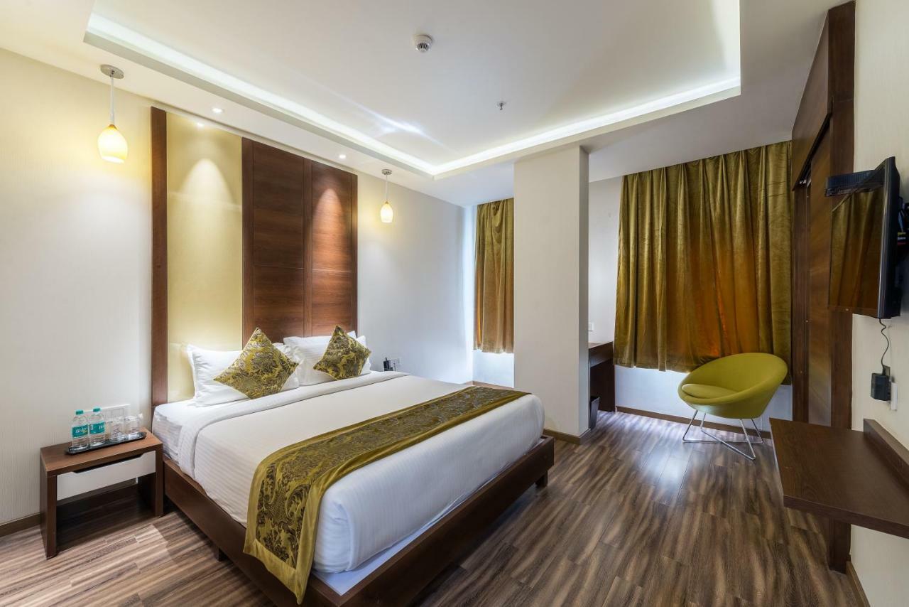 Jagadish Brigade Hotel บังกาลอร์ ภายนอก รูปภาพ